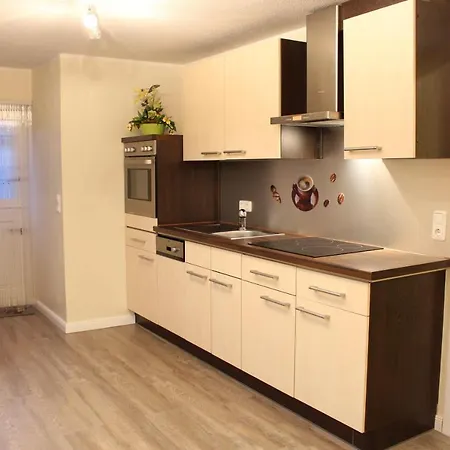 Haus-luise * Poppenbüll